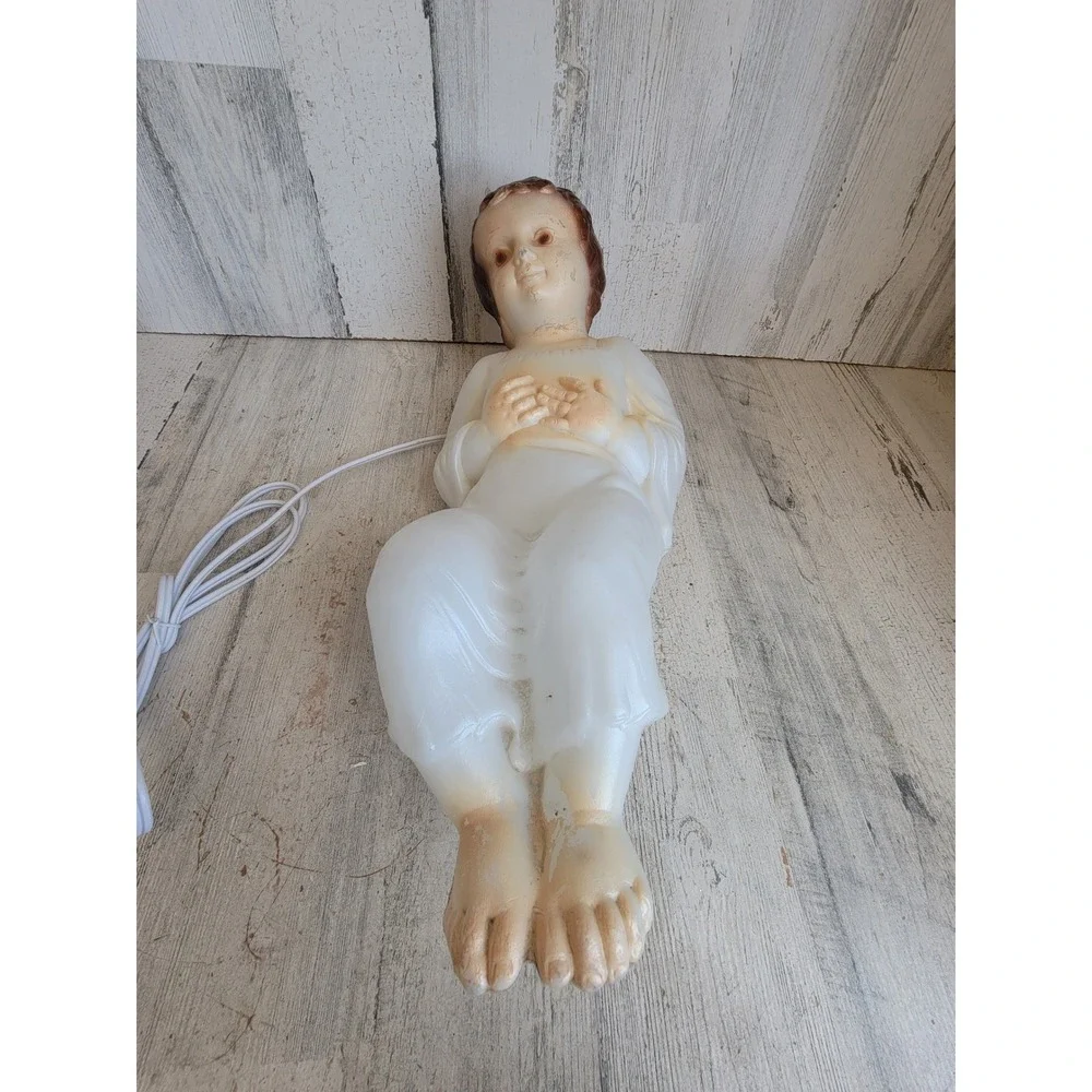 Blow mold vintage baby Jesus nativity scene Xmas lawn religious home decor